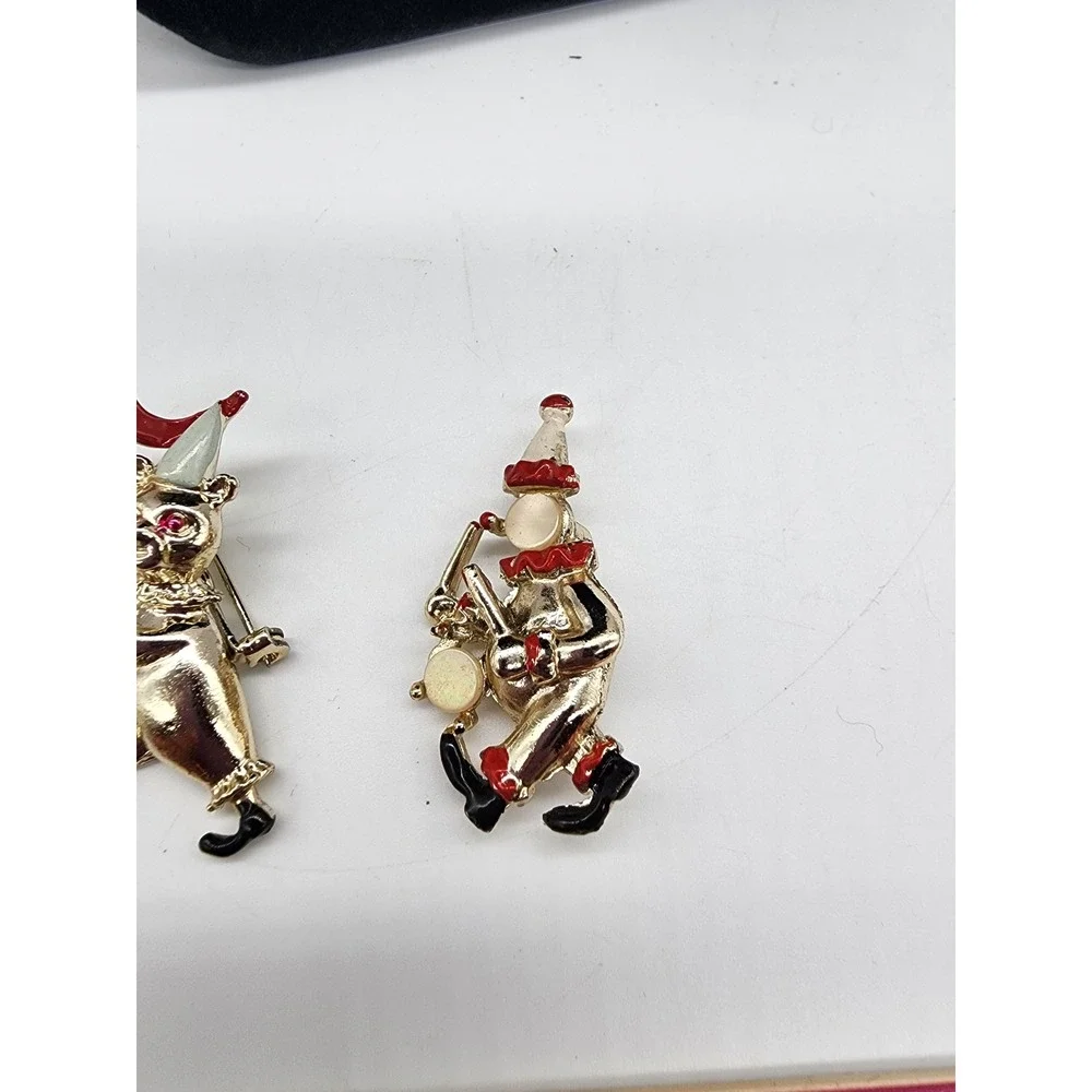Vintage Gold Tone Circus Parade Brooch Set Bear with Flag and Musician Clown Pin